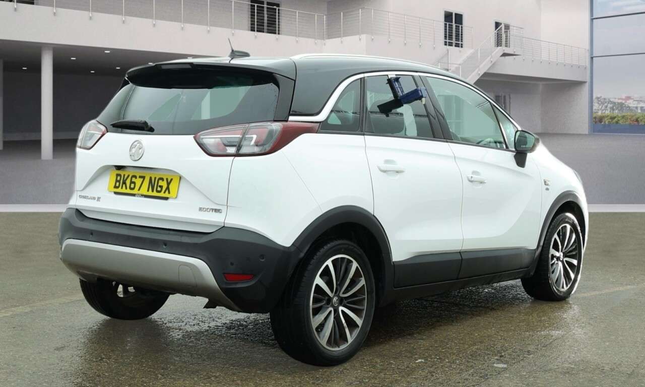 A 2017 VAUXHALL CROSSLAND X 1.2 Turbo ecoTEC Elite Nav SUV 5dr Petrol Manual Euro 6 (s/s) (110 ps) Econ A 2017 VAUXHALL CROSSLAND X 1.2 Turbo ecoTEC Elite Nav SUV 5dr Petrol Manual Euro 6 (s/s) (110 ps) Econ