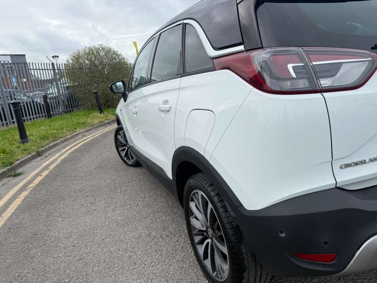 2017 VAUXHALL CROSSLAND X 2017 VAUXHALL CROSSLAND X