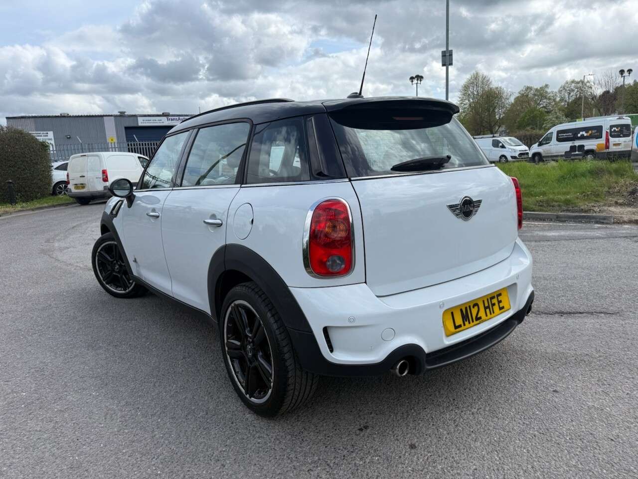 2012 MINI COUNTRYMAN 2012 MINI COUNTRYMAN