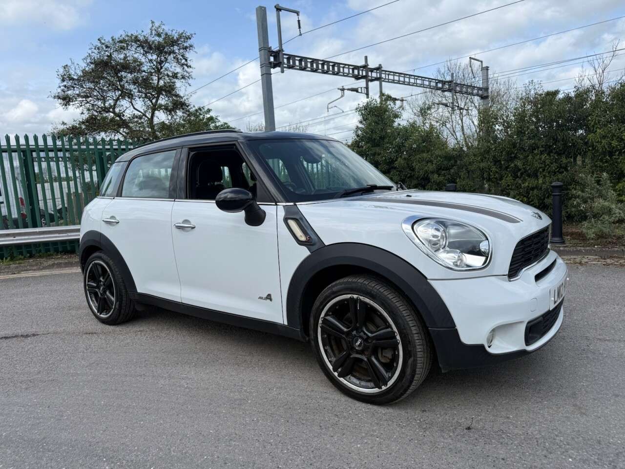 2012 MINI COUNTRYMAN 2012 MINI COUNTRYMAN