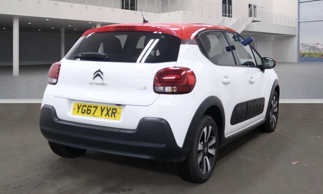 A 2017 CITROEN C3 1.2 PureTech Flair Hatchback 5dr Petrol Manual Euro 6 (s/s) (110 ps) Econom A 2017 CITROEN C3 1.2 PureTech Flair Hatchback 5dr Petrol Manual Euro 6 (s/s) (110 ps) Econom