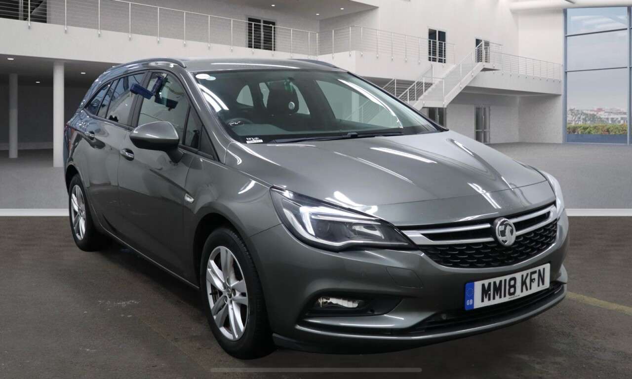 A 2018 VAUXHALL ASTRA 1.0i Turbo ecoTEC Design Sports Tourer 5dr Petrol Manual Euro 6 (s/s) (105 A 2018 VAUXHALL ASTRA 1.0i Turbo ecoTEC Design Sports Tourer 5dr Petrol Manual Euro 6 (s/s) (105