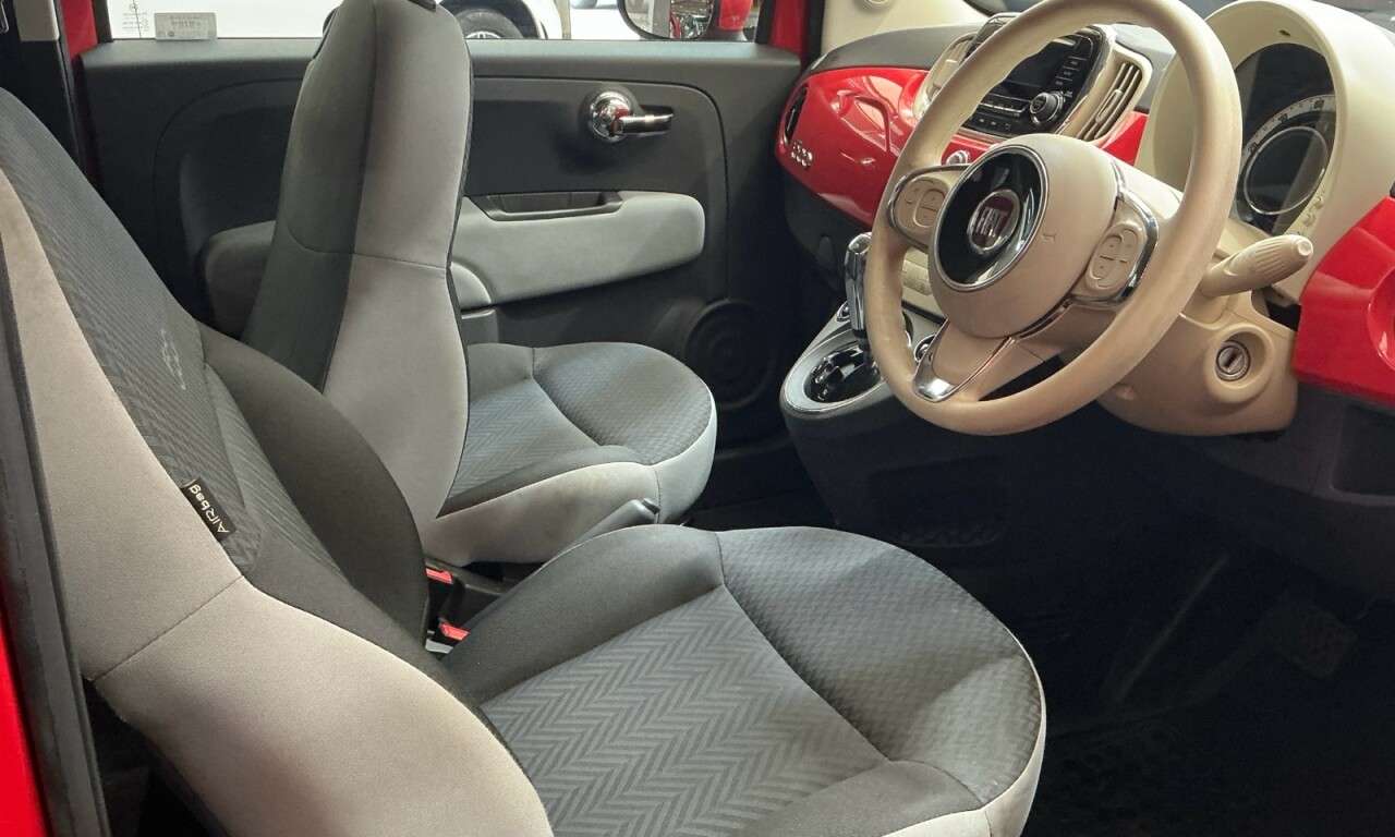 2017 FIAT 500 2017 FIAT 500