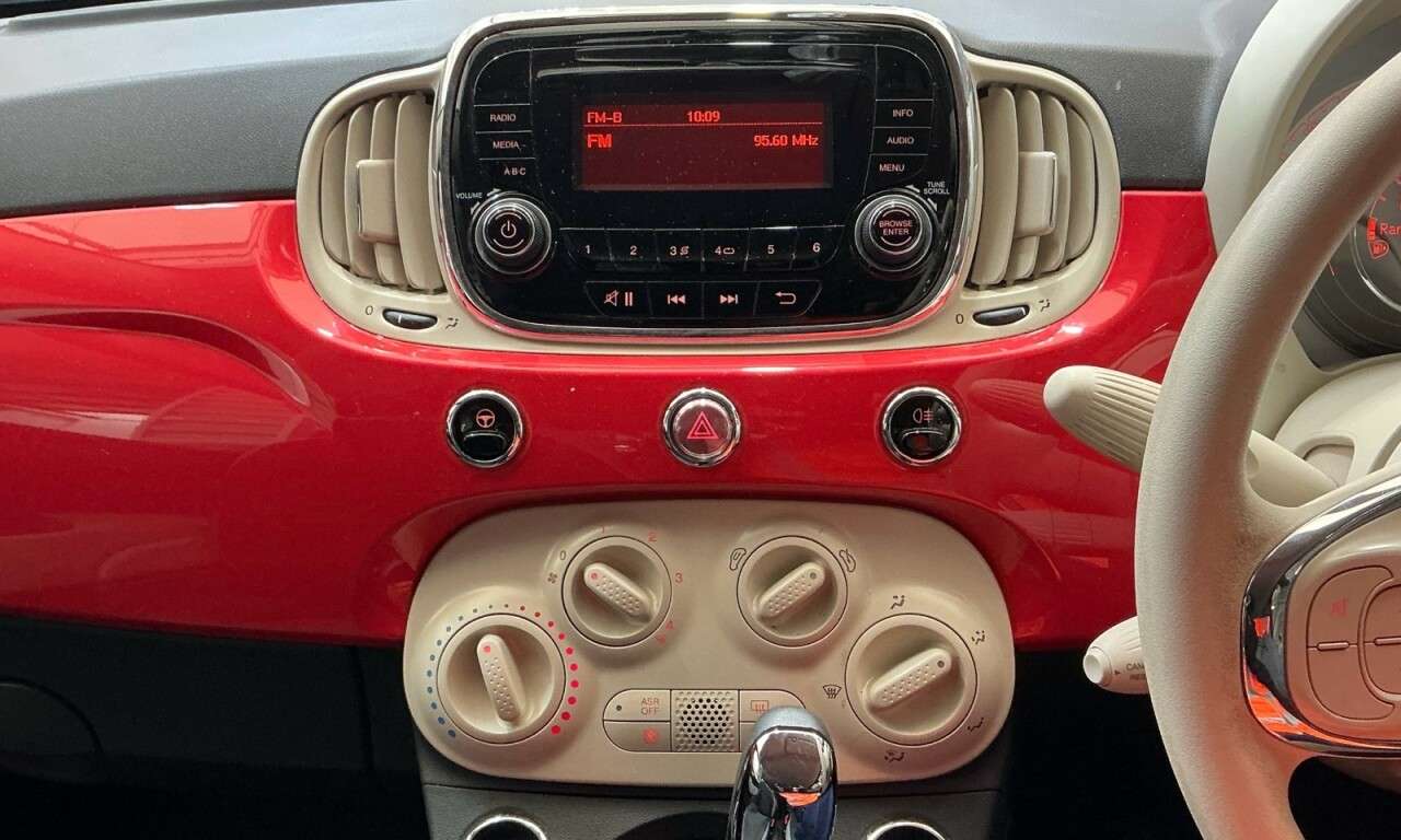 2017 FIAT 500 2017 FIAT 500