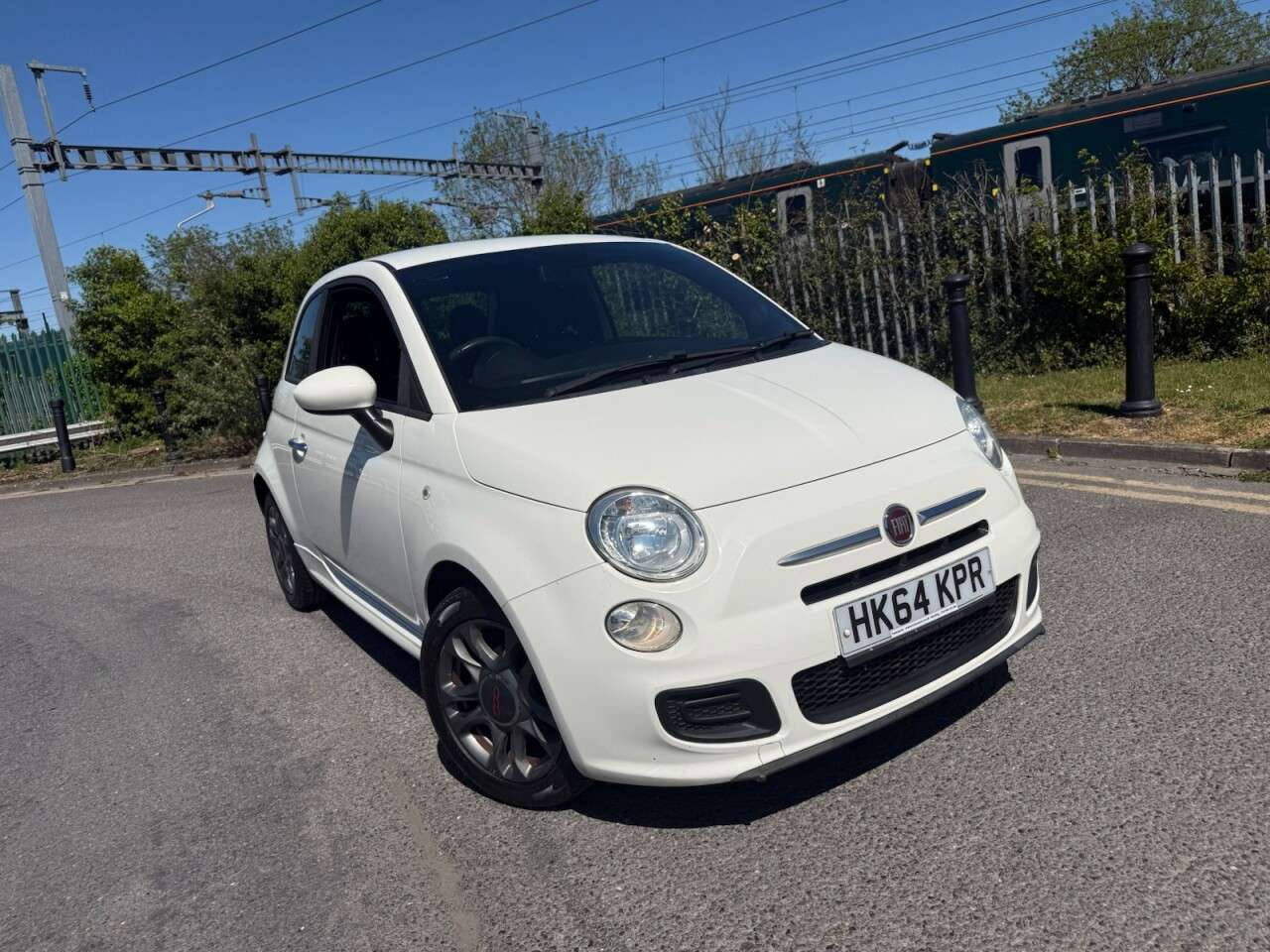 A 2014 FIAT 500 1.2 S Hatchback 3dr Petrol Manual Euro 6 (s/s) (69 bhp) Economical . A 2014 FIAT 500 1.2 S Hatchback 3dr Petrol Manual Euro 6 (s/s) (69 bhp) Economical .