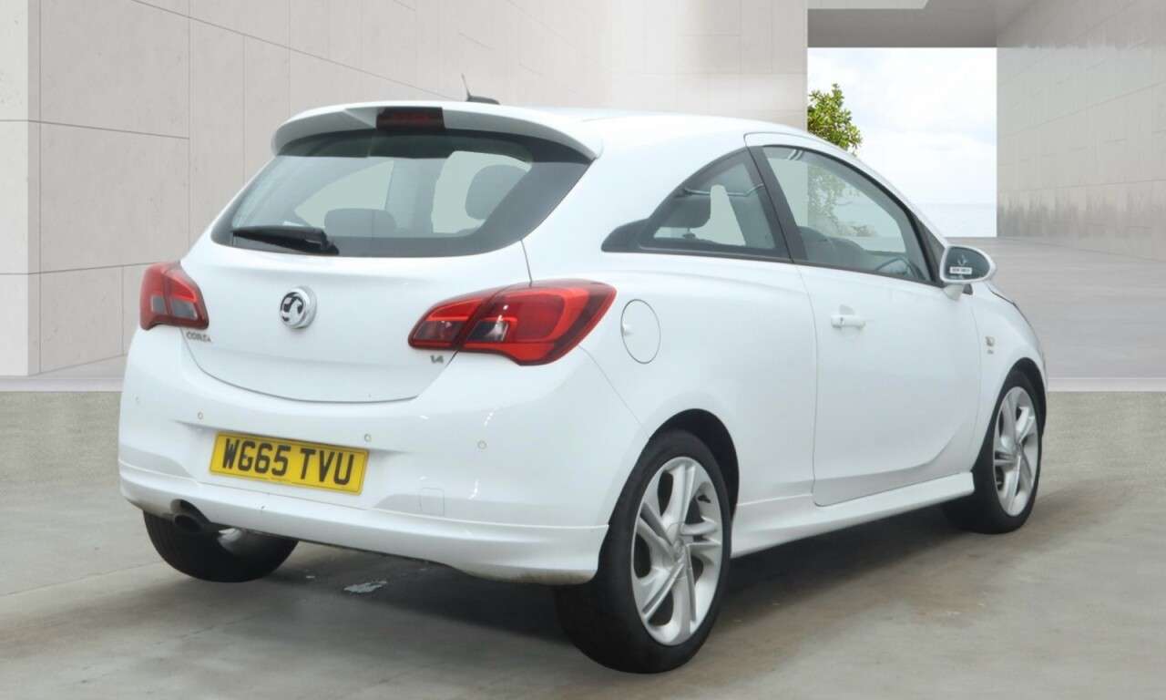 A 2015 VAUXHALL CORSA 1.4i SRi VX Line Hatchback 3dr Petrol Auto Euro 6 (90 ps) Economical .Hatch A 2015 VAUXHALL CORSA 1.4i SRi VX Line Hatchback 3dr Petrol Auto Euro 6 (90 ps) Economical .Hatch