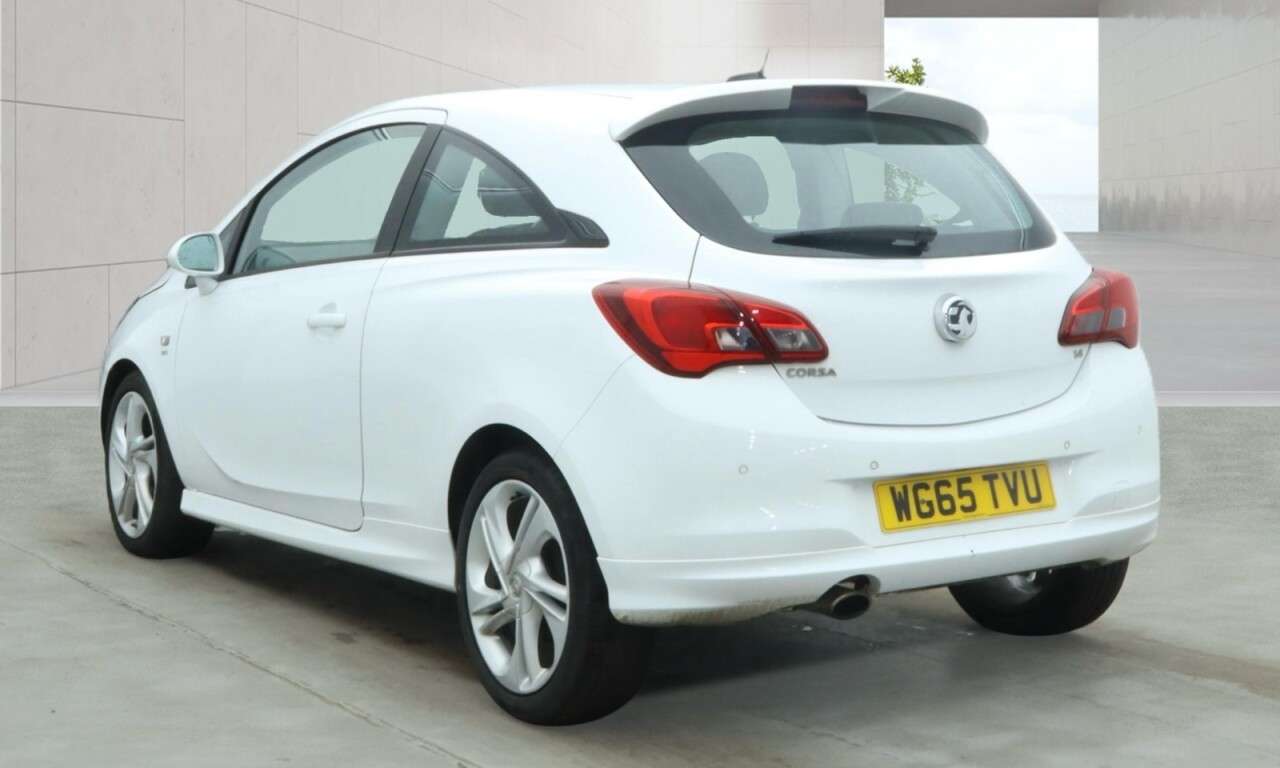 A 2015 VAUXHALL CORSA 1.4i SRi VX Line Hatchback 3dr Petrol Auto Euro 6 (90 ps) Economical .Hatch A 2015 VAUXHALL CORSA 1.4i SRi VX Line Hatchback 3dr Petrol Auto Euro 6 (90 ps) Economical .Hatch