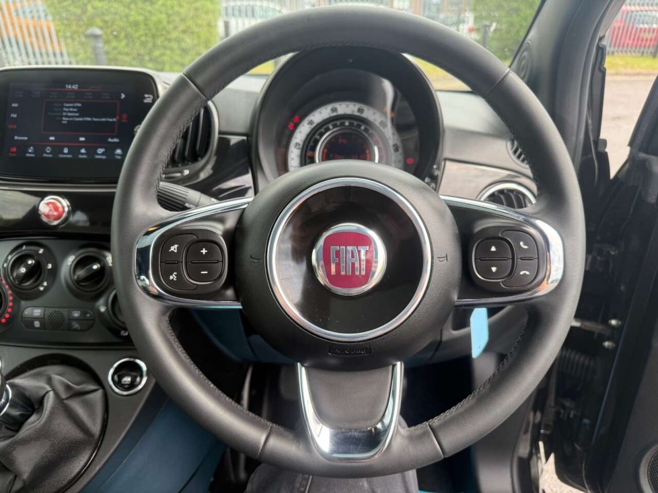 2022 FIAT 500 2022 FIAT 500
