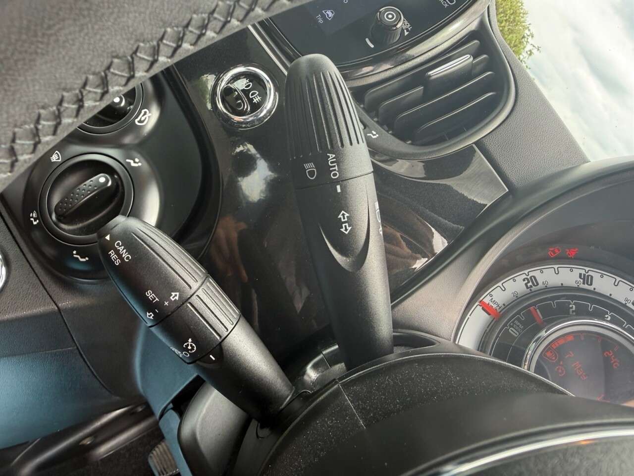 2022 FIAT 500 2022 FIAT 500