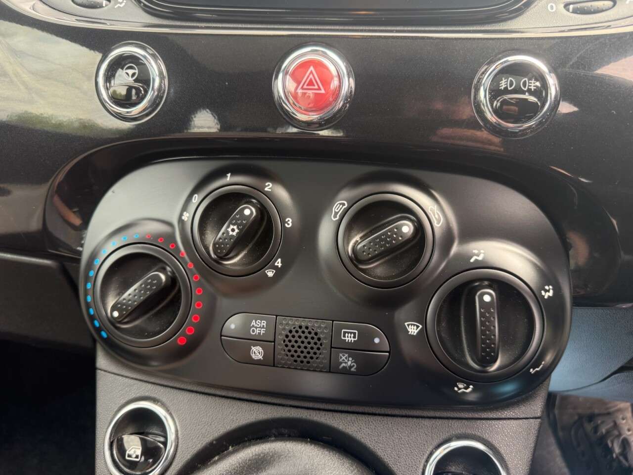 2022 FIAT 500 2022 FIAT 500