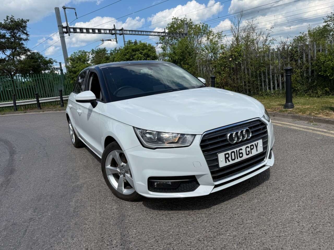A 2016 AUDI A1 1.4 TFSI Sport Sportback 5dr Petrol Manual Euro 6 (s/s) (125 ps) 12 Months A 2016 AUDI A1 1.4 TFSI Sport Sportback 5dr Petrol Manual Euro 6 (s/s) (125 ps) 12 Months