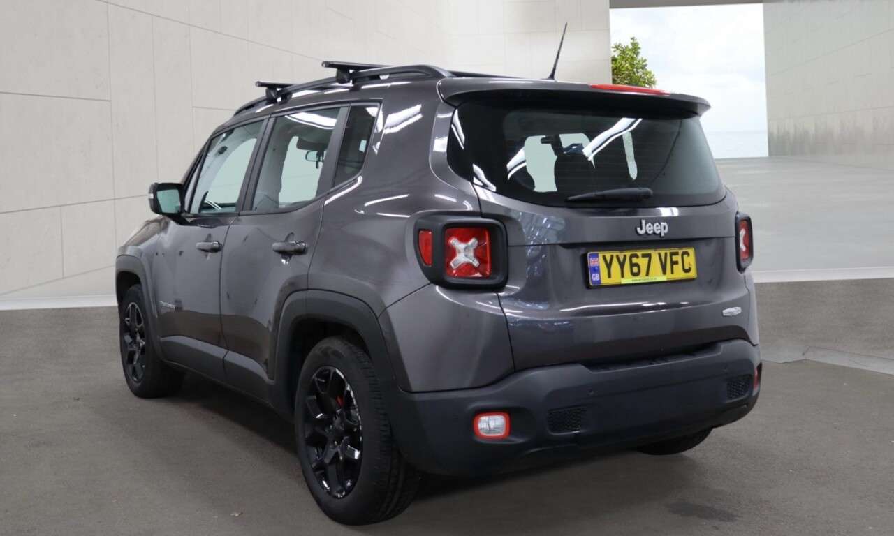 A 2018 JEEP RENEGADE 1.4T MultiAirII Longitude SUV 5dr Petrol DDCT Euro 6 (s/s) (140 ps) Euro 6, A 2018 JEEP RENEGADE 1.4T MultiAirII Longitude SUV 5dr Petrol DDCT Euro 6 (s/s) (140 ps) Euro 6,