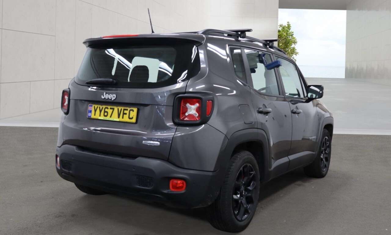 A 2018 JEEP RENEGADE 1.4T MultiAirII Longitude SUV 5dr Petrol DDCT Euro 6 (s/s) (140 ps) Euro 6, A 2018 JEEP RENEGADE 1.4T MultiAirII Longitude SUV 5dr Petrol DDCT Euro 6 (s/s) (140 ps) Euro 6,