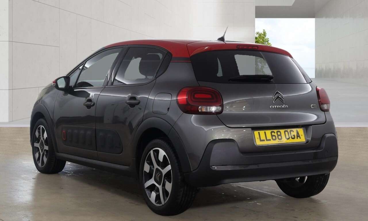 A 2018 CITROEN C3 1.2 PureTech Flair Nav Edition Hatchback 5dr Petrol Manual Euro 6 (s/s) (11 A 2018 CITROEN C3 1.2 PureTech Flair Nav Edition Hatchback 5dr Petrol Manual Euro 6 (s/s) (11
