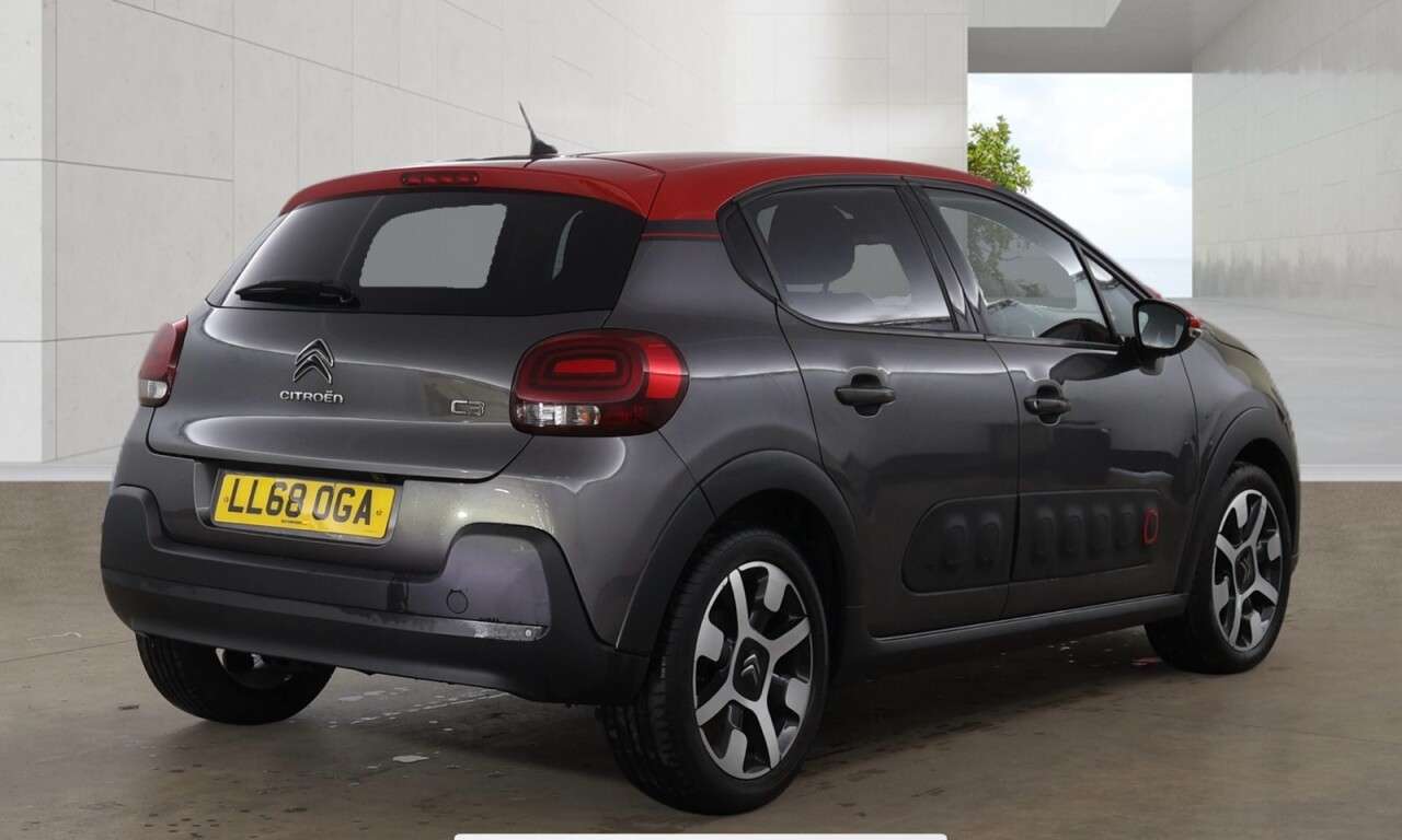 A 2018 CITROEN C3 1.2 PureTech Flair Nav Edition Hatchback 5dr Petrol Manual Euro 6 (s/s) (11 A 2018 CITROEN C3 1.2 PureTech Flair Nav Edition Hatchback 5dr Petrol Manual Euro 6 (s/s) (11