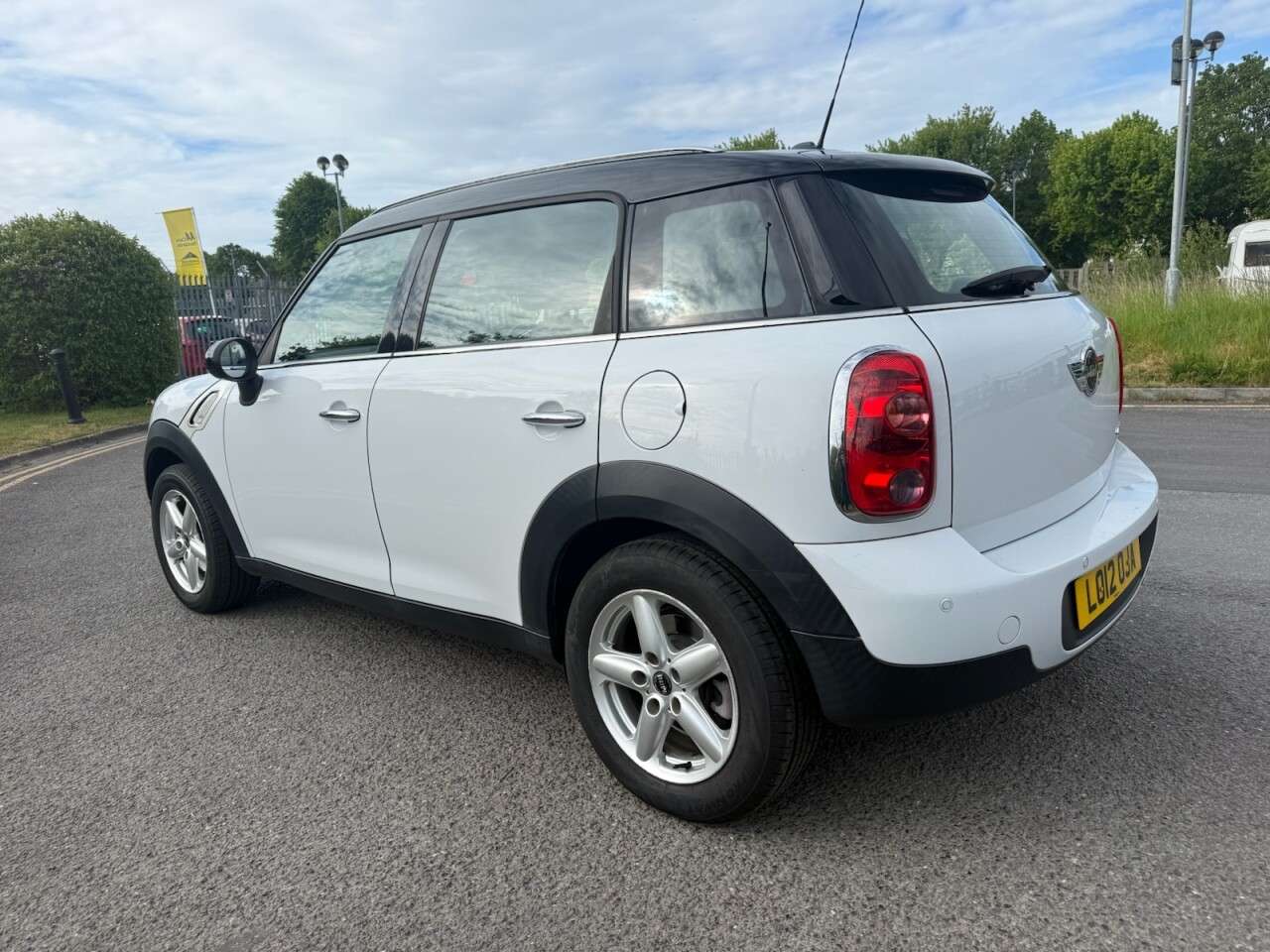 2012 MINI COUNTRYMAN 2012 MINI COUNTRYMAN