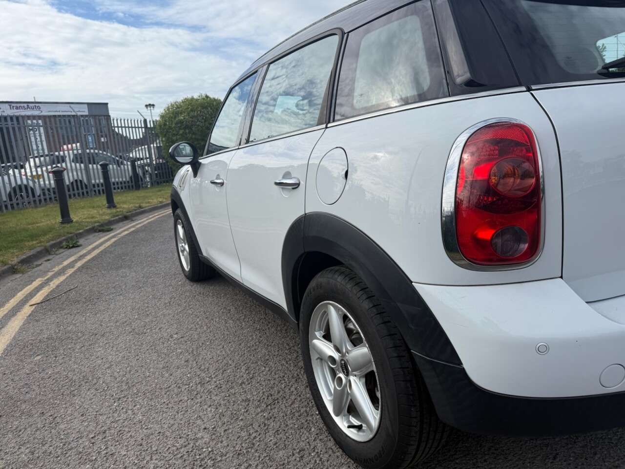 2012 MINI COUNTRYMAN 2012 MINI COUNTRYMAN