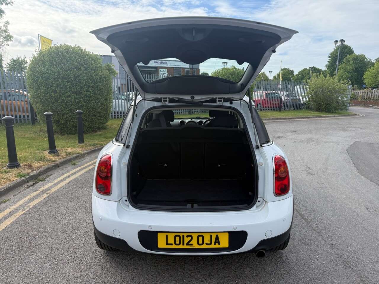 2012 MINI COUNTRYMAN 2012 MINI COUNTRYMAN
