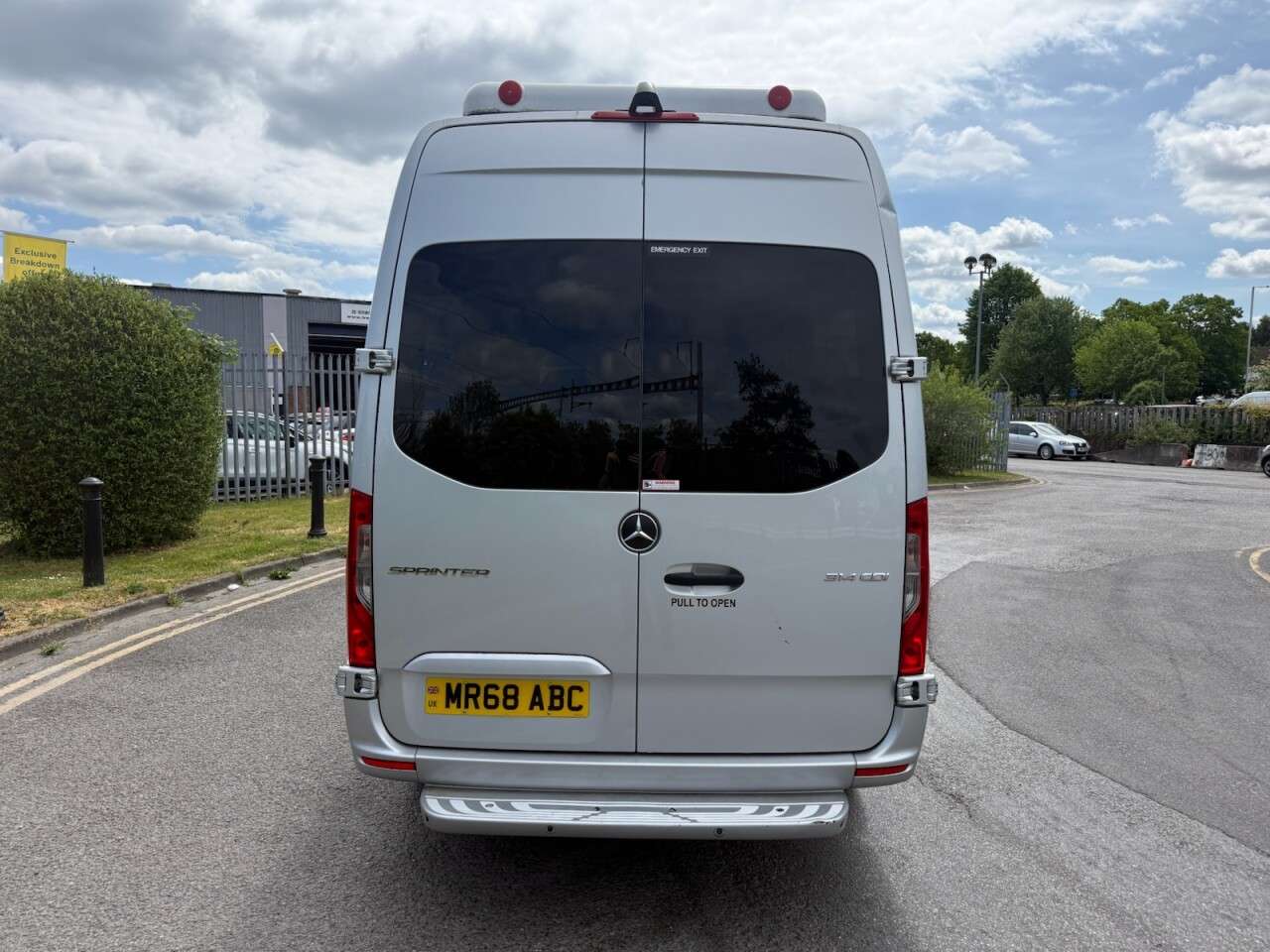 A 2018 MERCEDES-BENZ SPRINTER 2.1 314 CDI Panel Van 5dr Diesel Manual RWD L2 H2 Euro 6 (143 ps) 12 Months A 2018 MERCEDES-BENZ SPRINTER 2.1 314 CDI Panel Van 5dr Diesel Manual RWD L2 H2 Euro 6 (143 ps) 12 Months