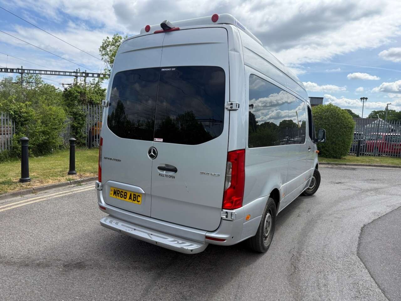 A 2018 MERCEDES-BENZ SPRINTER 2.1 314 CDI Panel Van 5dr Diesel Manual RWD L2 H2 Euro 6 (143 ps) 12 Months A 2018 MERCEDES-BENZ SPRINTER 2.1 314 CDI Panel Van 5dr Diesel Manual RWD L2 H2 Euro 6 (143 ps) 12 Months