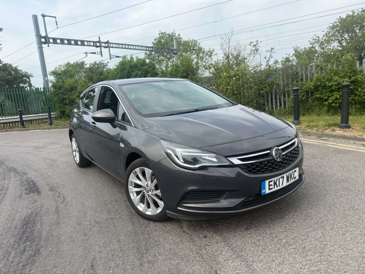 A 2017 VAUXHALL ASTRA 1.4i Turbo Energy Hatchback 5dr Petrol Manual Euro 6 (125 ps) Economical .H A 2017 VAUXHALL ASTRA 1.4i Turbo Energy Hatchback 5dr Petrol Manual Euro 6 (125 ps) Economical .H