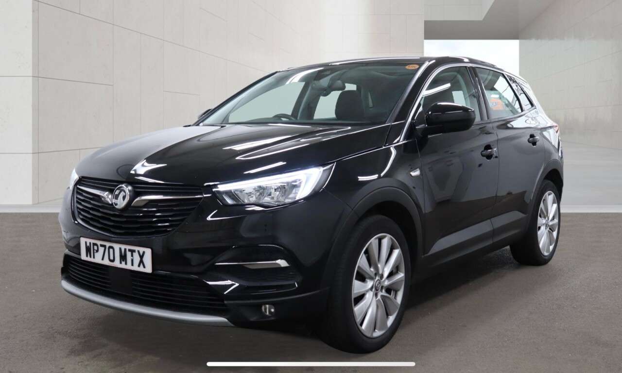 A 2020 VAUXHALL GRANDLAND X 1.2 Turbo Elite Nav SUV 5dr Petrol Auto 8Spd Euro 6 (s/s) (130 ps) Navigati A 2020 VAUXHALL GRANDLAND X 1.2 Turbo Elite Nav SUV 5dr Petrol Auto 8Spd Euro 6 (s/s) (130 ps) Navigati
