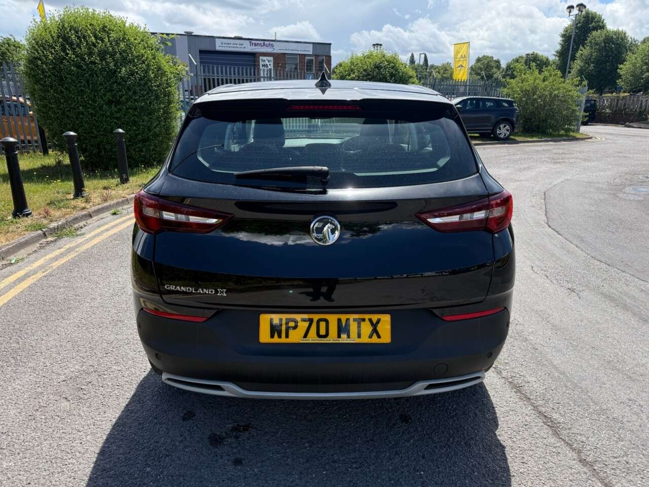 A 2020 VAUXHALL GRANDLAND X 1.2 Turbo Elite Nav SUV 5dr Petrol Auto 8Spd Euro 6 (s/s) (130 ps) Navigati A 2020 VAUXHALL GRANDLAND X 1.2 Turbo Elite Nav SUV 5dr Petrol Auto 8Spd Euro 6 (s/s) (130 ps) Navigati