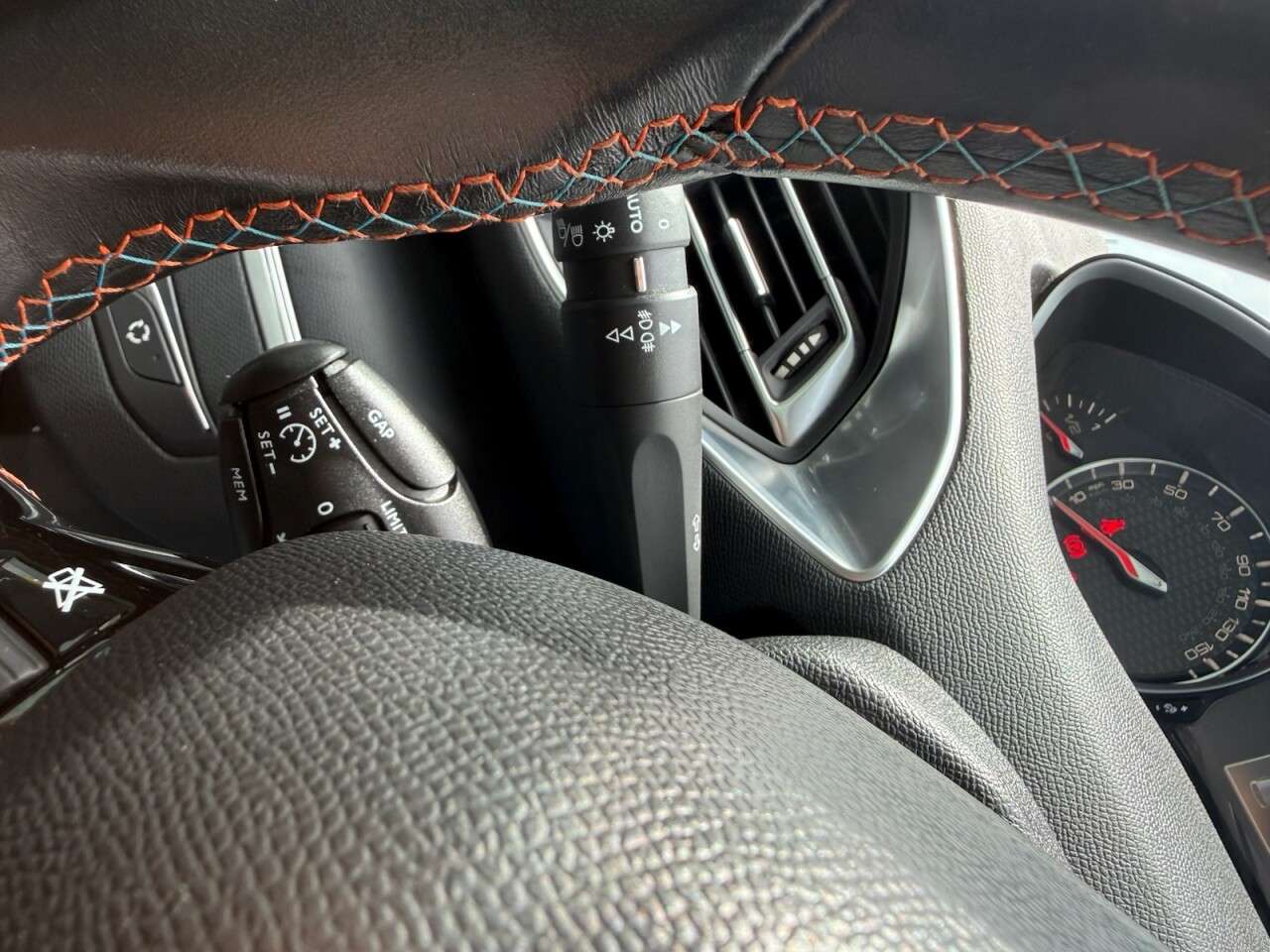 2019 PEUGEOT 308 2019 PEUGEOT 308