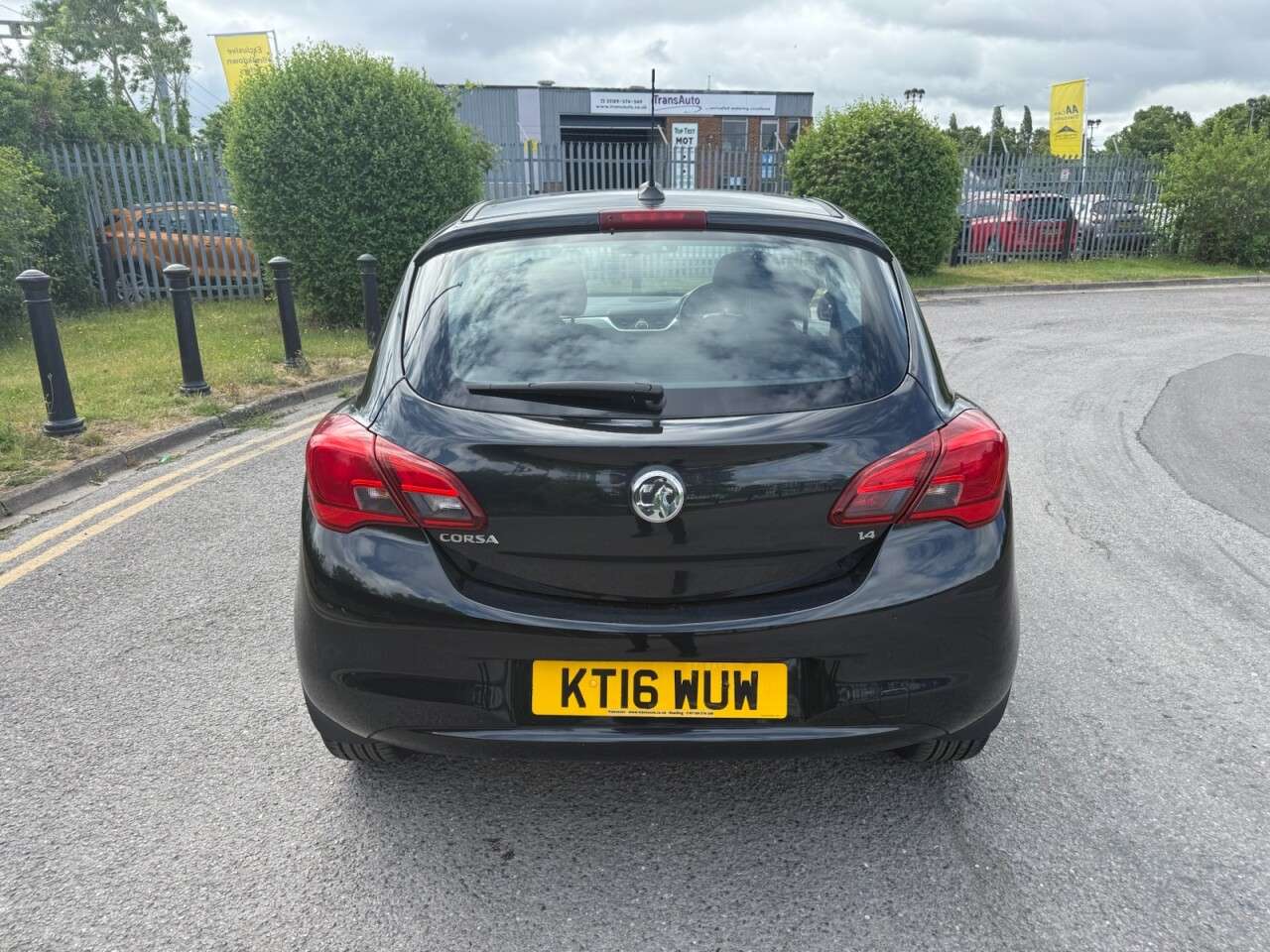 A 2016 VAUXHALL CORSA 1.4i ecoFLEX Energy Hatchback 3dr Petrol Manual Euro 6 (a/c) (75 ps) Econom A 2016 VAUXHALL CORSA 1.4i ecoFLEX Energy Hatchback 3dr Petrol Manual Euro 6 (a/c) (75 ps) Econom