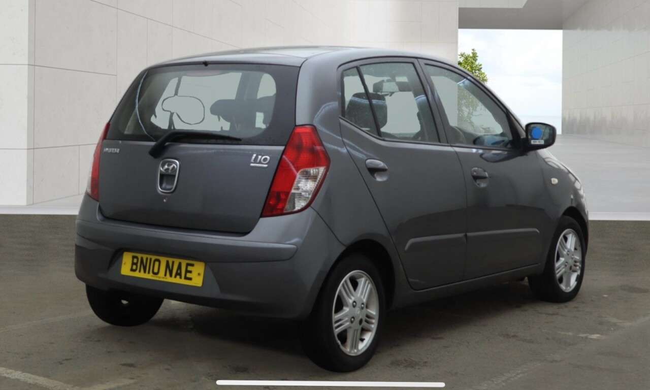 A 2010 HYUNDAI I10 1.1 Edition Hatchback 5dr Petrol Manual Euro 4 (66 bhp) Economical .Hatchba A 2010 HYUNDAI I10 1.1 Edition Hatchback 5dr Petrol Manual Euro 4 (66 bhp) Economical .Hatchba