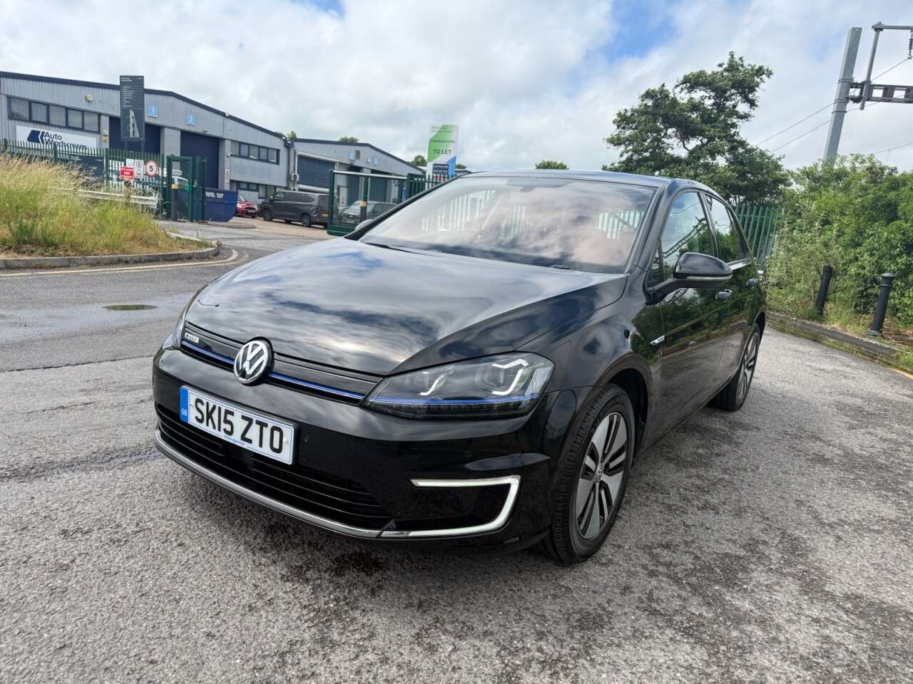 2015 VOLKSWAGEN E-GOLF 2015 VOLKSWAGEN E-GOLF