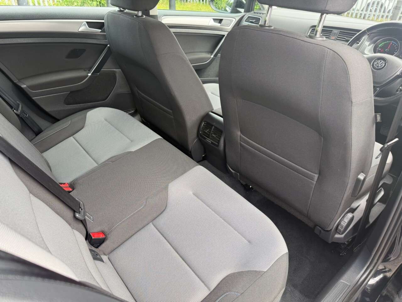 2015 VOLKSWAGEN E-GOLF 2015 VOLKSWAGEN E-GOLF