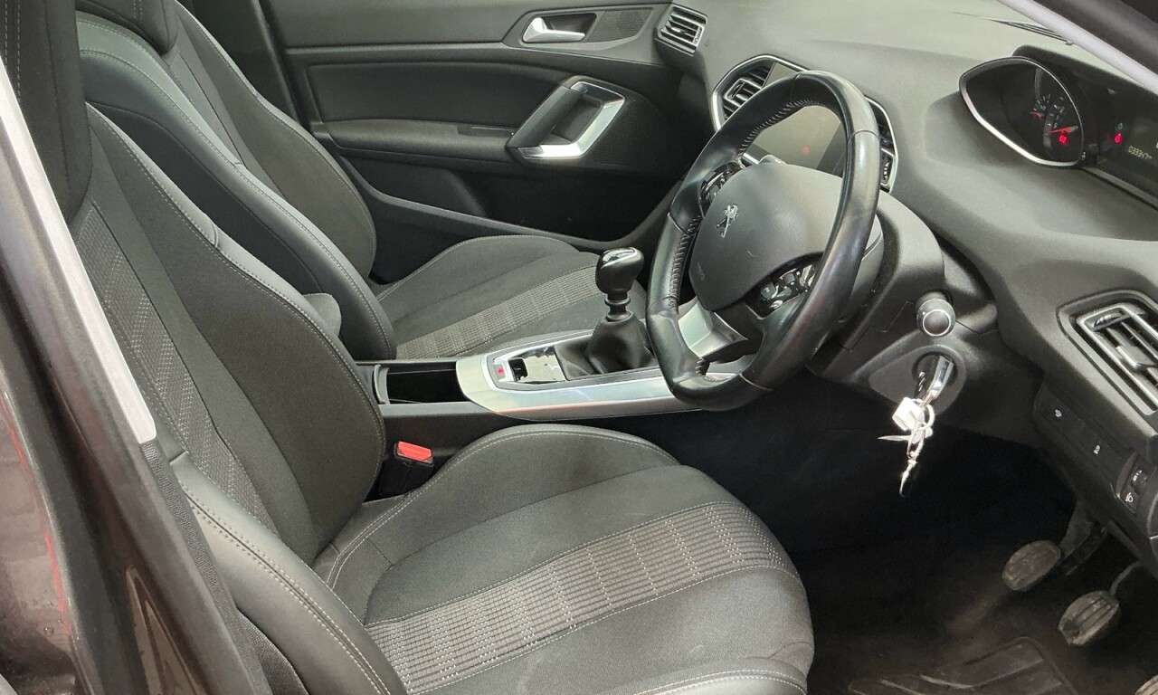 2020 PEUGEOT 308 2020 PEUGEOT 308