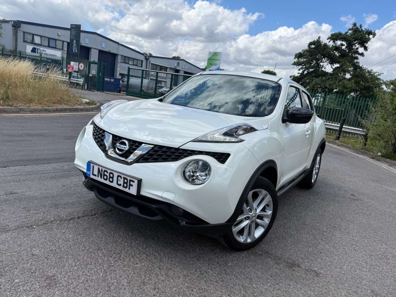 A 2018 NISSAN JUKE 1.2 DIG-T Bose Personal Edition SUV 5dr Petrol Manual Euro 6 (s/s) (115 ps) A 2018 NISSAN JUKE 1.2 DIG-T Bose Personal Edition SUV 5dr Petrol Manual Euro 6 (s/s) (115 ps)