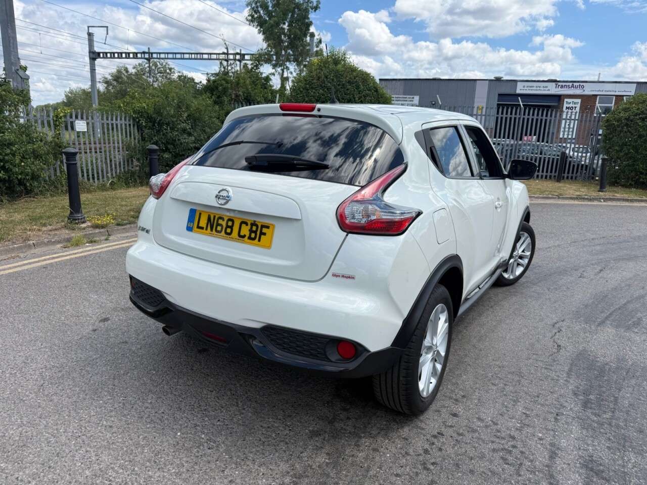 A 2018 NISSAN JUKE 1.2 DIG-T Bose Personal Edition SUV 5dr Petrol Manual Euro 6 (s/s) (115 ps) A 2018 NISSAN JUKE 1.2 DIG-T Bose Personal Edition SUV 5dr Petrol Manual Euro 6 (s/s) (115 ps)