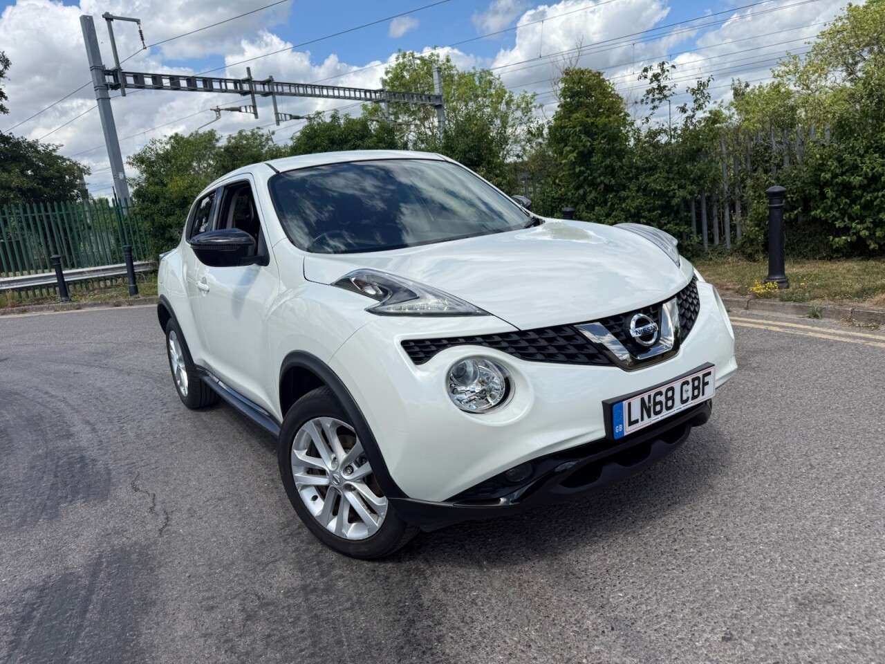 A 2018 NISSAN JUKE 1.2 DIG-T Bose Personal Edition SUV 5dr Petrol Manual Euro 6 (s/s) (115 ps) A 2018 NISSAN JUKE 1.2 DIG-T Bose Personal Edition SUV 5dr Petrol Manual Euro 6 (s/s) (115 ps)