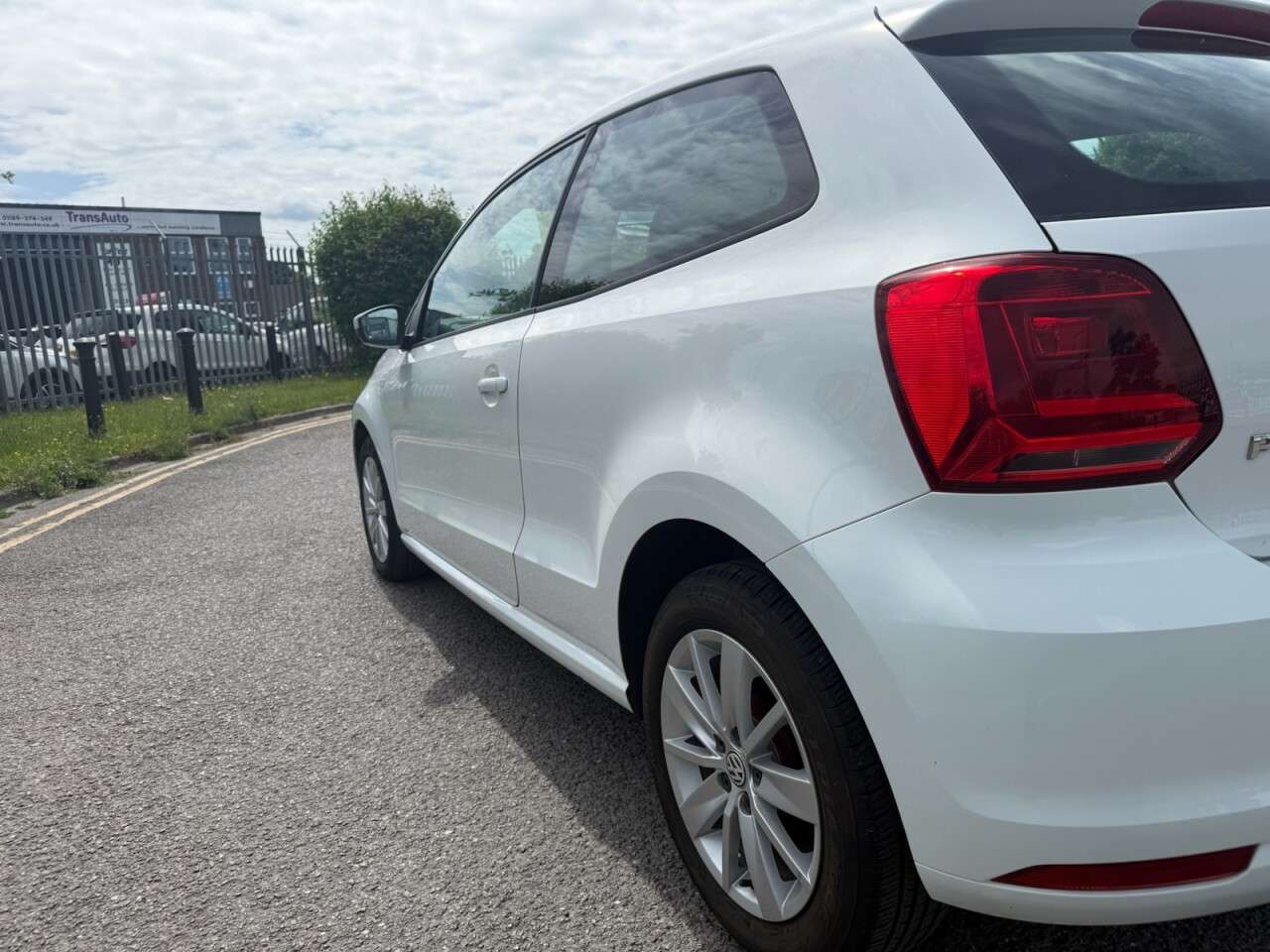 2014 VOLKSWAGEN POLO 2014 VOLKSWAGEN POLO