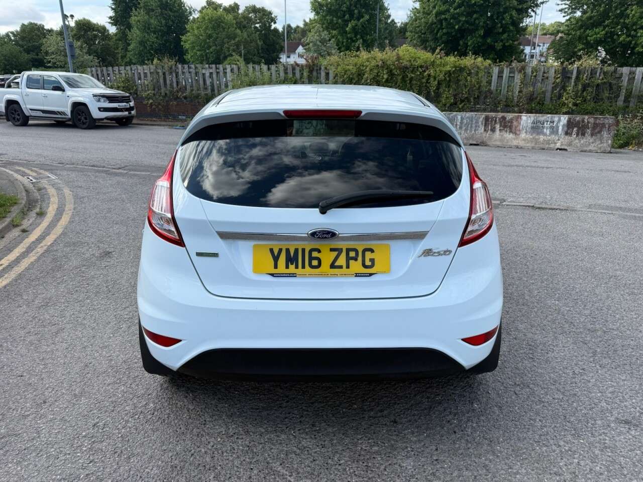 A 2016 FORD FIESTA 1.0T EcoBoost Titanium Hatchback 5dr Petrol Manual Euro 6 (s/s) (100 ps) Ec A 2016 FORD FIESTA 1.0T EcoBoost Titanium Hatchback 5dr Petrol Manual Euro 6 (s/s) (100 ps) Ec