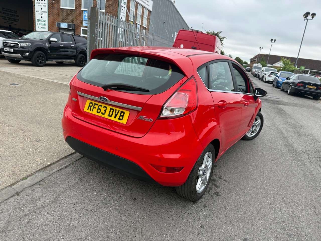A 2014 FORD FIESTA 1.0T EcoBoost Zetec Hatchback 5dr Petrol Manual Euro 5 (s/s) (100 ps) Econo A 2014 FORD FIESTA 1.0T EcoBoost Zetec Hatchback 5dr Petrol Manual Euro 5 (s/s) (100 ps) Econo