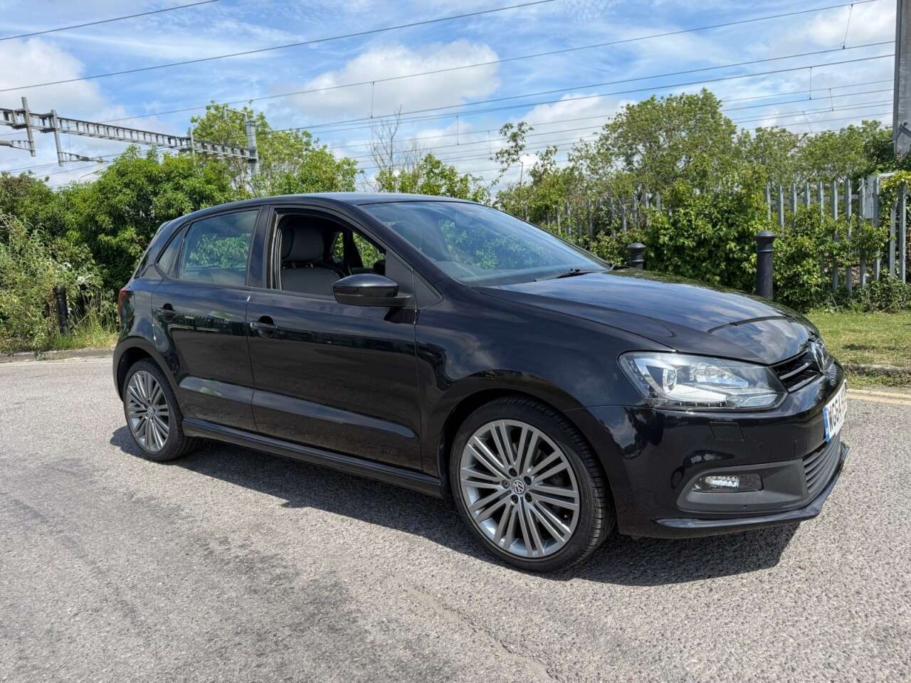 2014 VOLKSWAGEN POLO 2014 VOLKSWAGEN POLO