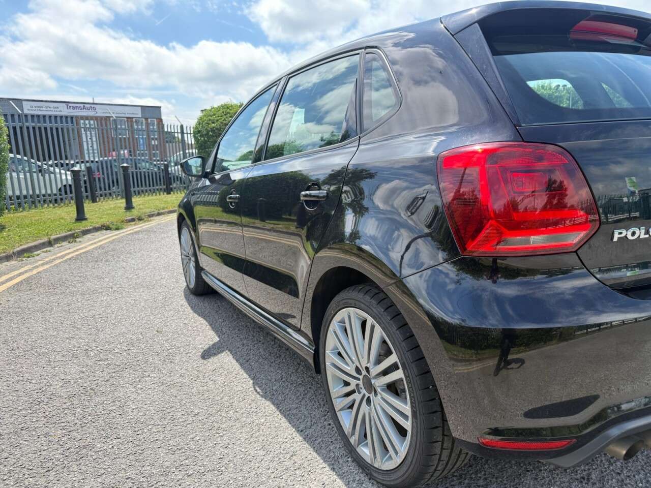 2014 VOLKSWAGEN POLO 2014 VOLKSWAGEN POLO