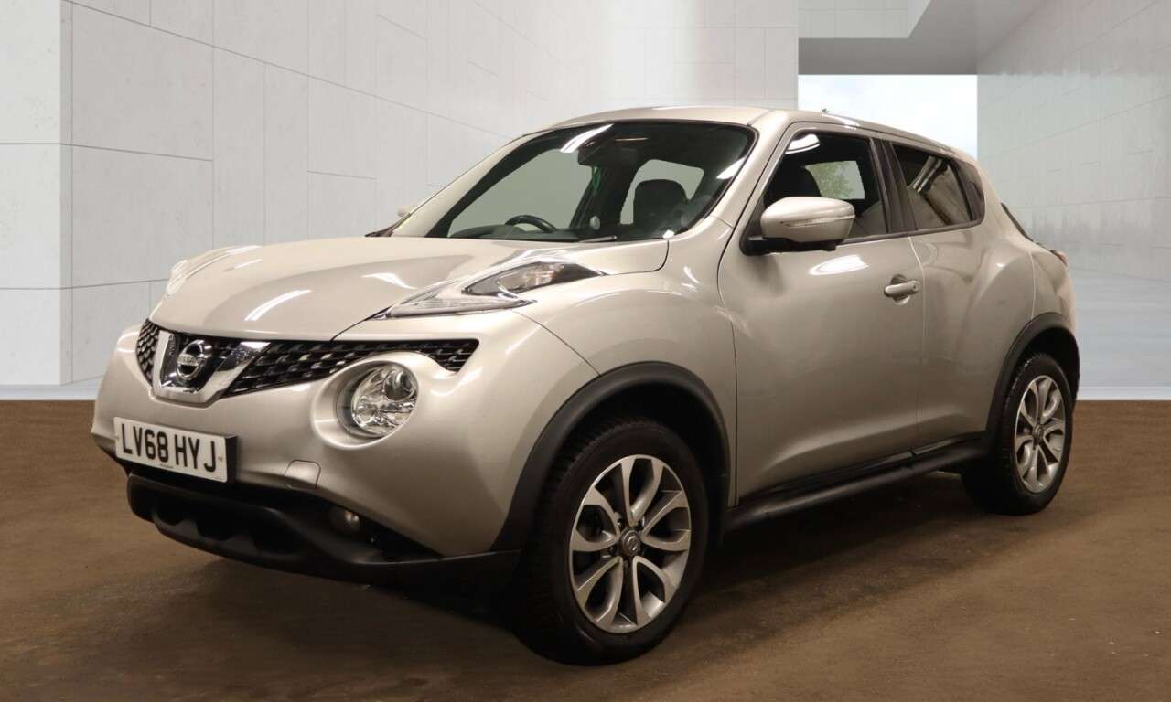 A 2018 NISSAN JUKE 1.2 DIG-T Tekna SUV 5dr Petrol Manual Euro 6 (s/s) (115 ps) Economical .Nav A 2018 NISSAN JUKE 1.2 DIG-T Tekna SUV 5dr Petrol Manual Euro 6 (s/s) (115 ps) Economical .Nav