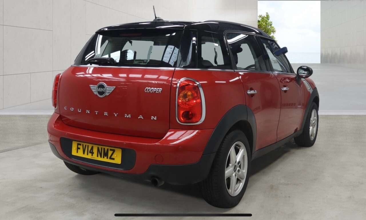 A 2014 MINI COUNTRYMAN 1.6 Cooper SUV 5dr Petrol Auto Euro 6 (122 ps) 12 Months MOT + 6 Months War A 2014 MINI COUNTRYMAN 1.6 Cooper SUV 5dr Petrol Auto Euro 6 (122 ps) 12 Months MOT + 6 Months War