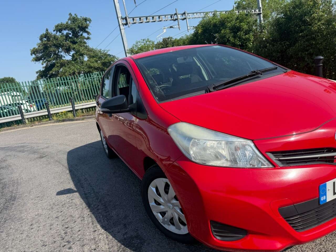 A 2012 TOYOTA YARIS 1.0 VVT-i T2 Hatchback 5dr Petrol Manual Euro 5 (69 ps) Main Dealer History A 2012 TOYOTA YARIS 1.0 VVT-i T2 Hatchback 5dr Petrol Manual Euro 5 (69 ps) Main Dealer History