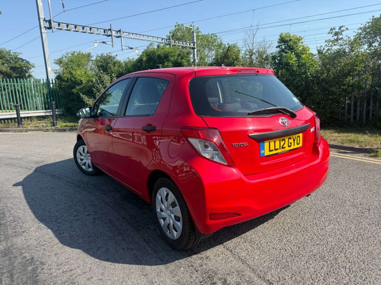 2012 TOYOTA YARIS 2012 TOYOTA YARIS