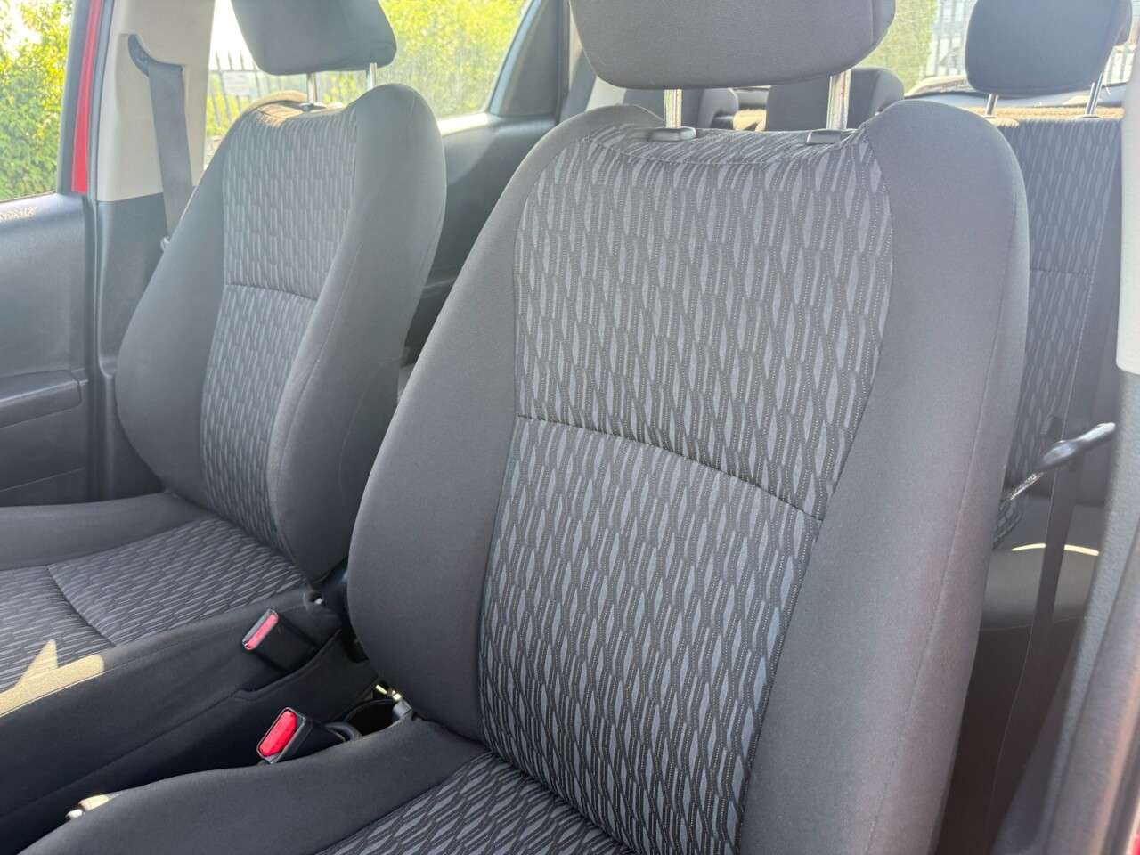2012 TOYOTA YARIS 2012 TOYOTA YARIS