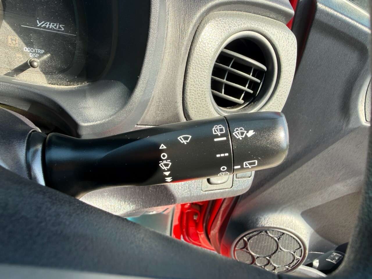 2012 TOYOTA YARIS 2012 TOYOTA YARIS