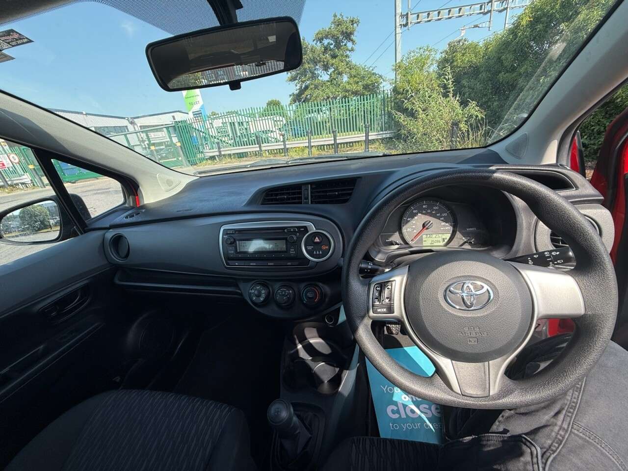 2012 TOYOTA YARIS 2012 TOYOTA YARIS