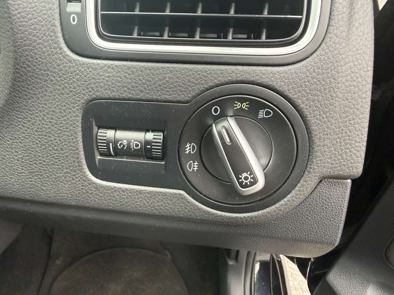 2012 VOLKSWAGEN POLO 2012 VOLKSWAGEN POLO