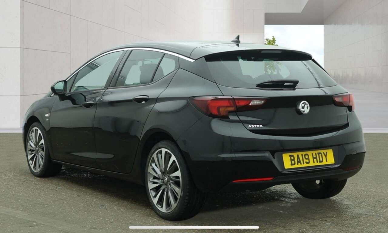 A 2019 VAUXHALL ASTRA 1.4i Turbo Elite Nav Hatchback 5dr Petrol Manual Euro 6 (s/s) (150 ps) Leat A 2019 VAUXHALL ASTRA 1.4i Turbo Elite Nav Hatchback 5dr Petrol Manual Euro 6 (s/s) (150 ps) Leat